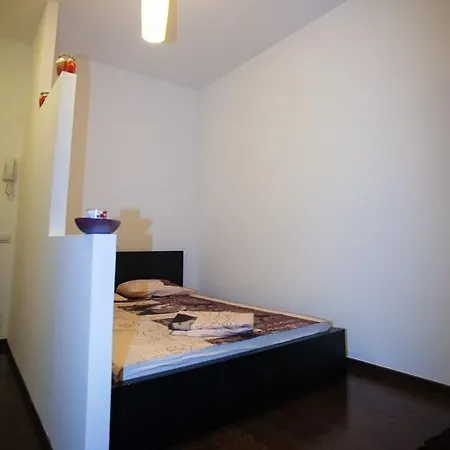 Exclusive Cosmopolitan Studio * Boekarest